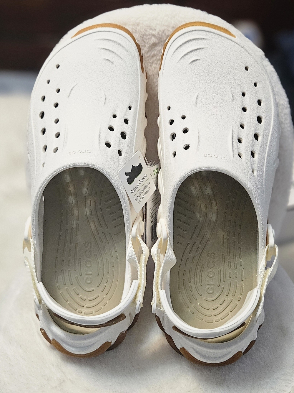 CROCS echo gum ro clog Colour: Chalk Size: M11